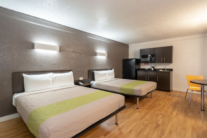 2 Double Beds (2 of 7)