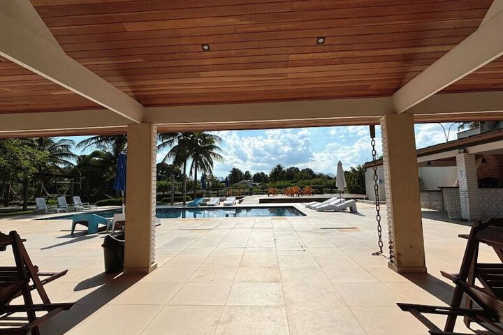 Pool 32 of 51