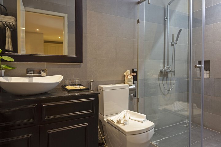Clean Restrooms