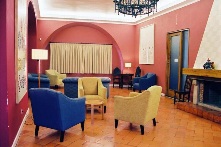 Entrance & Lobby