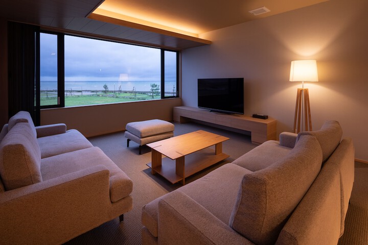 Room 10 of 63
