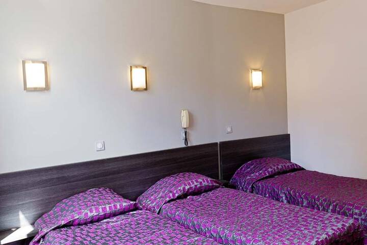 Room 4 of 45