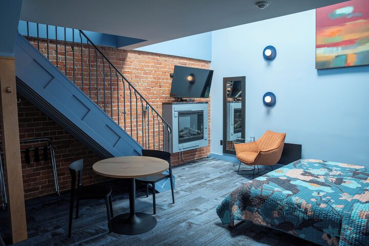 Room 14 of 50