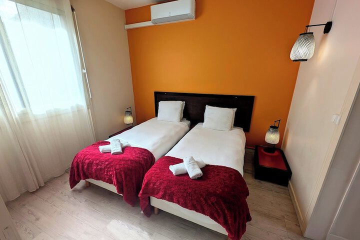Room 54 of 97