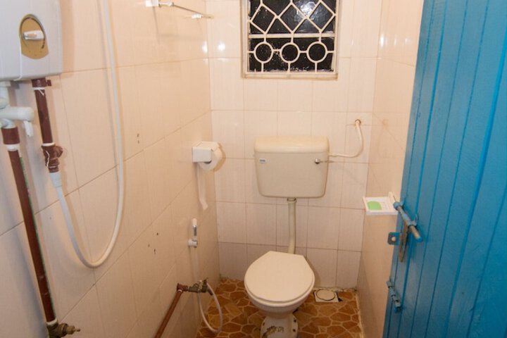 Room 16 of 23