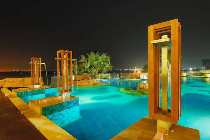 Pool 132 of 168