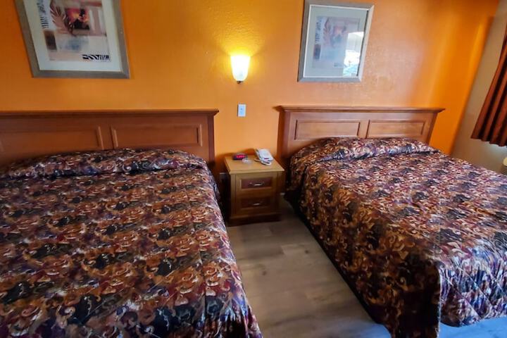 1 King Bed (18 of 65)