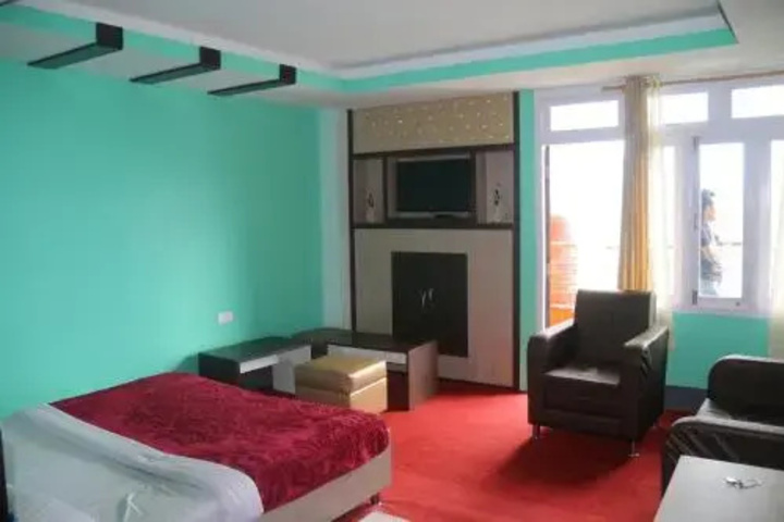 Room 18 of 23