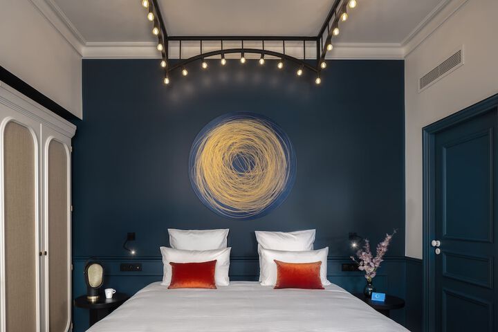Room 3 of 119