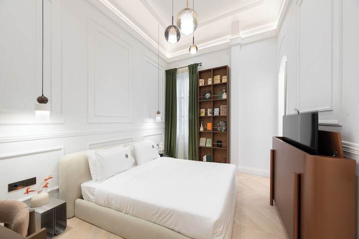 Room 2 of 55