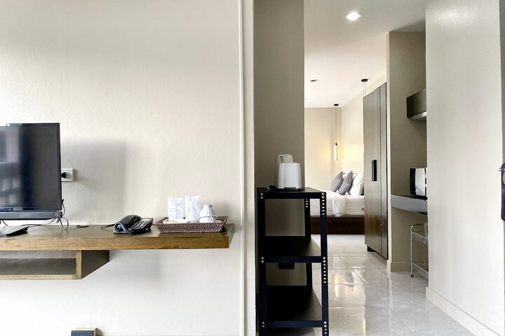 Room 6 of 41