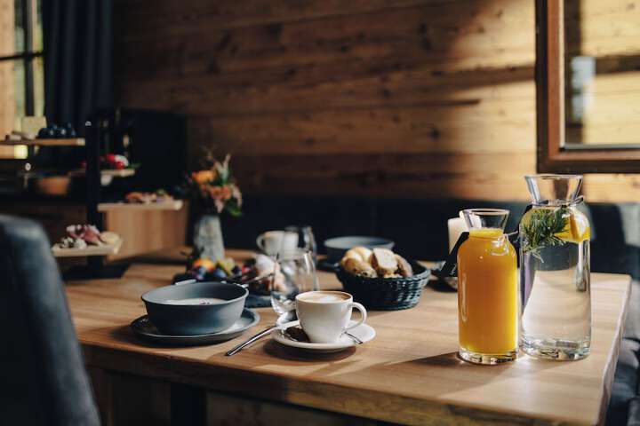 Breakfast/Coffee Service 133 of 160