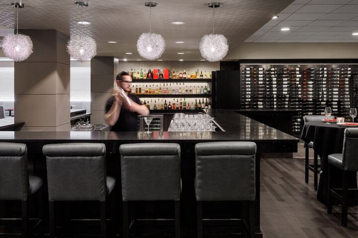 Dining Photos