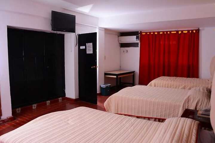 Room 14 of 27