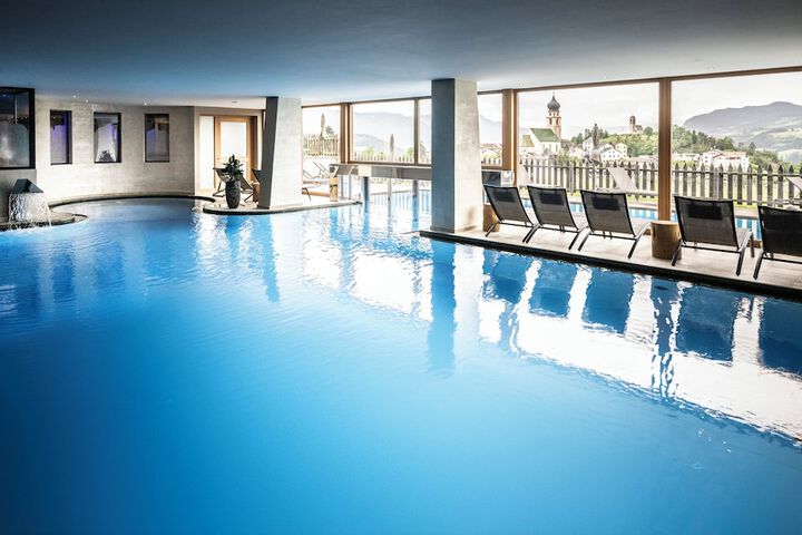 Pool 49 of 154