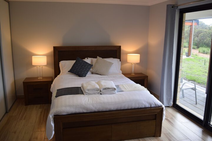 Room 3 of 40
