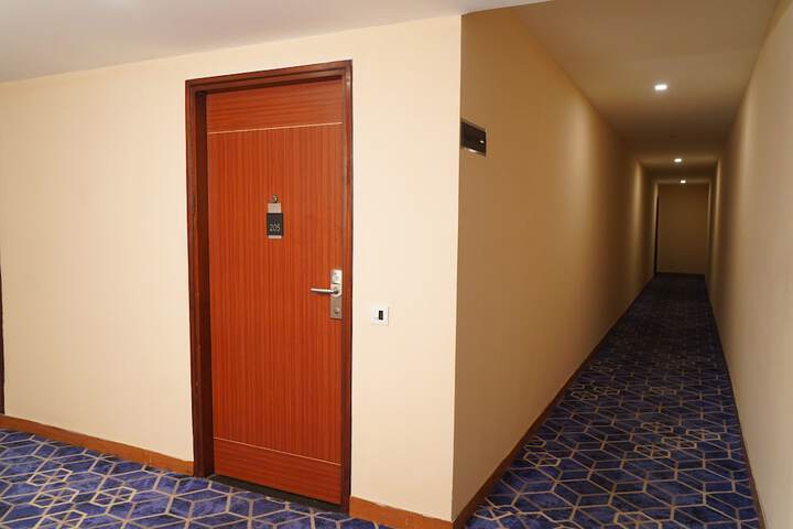 Hotel 47 of 48