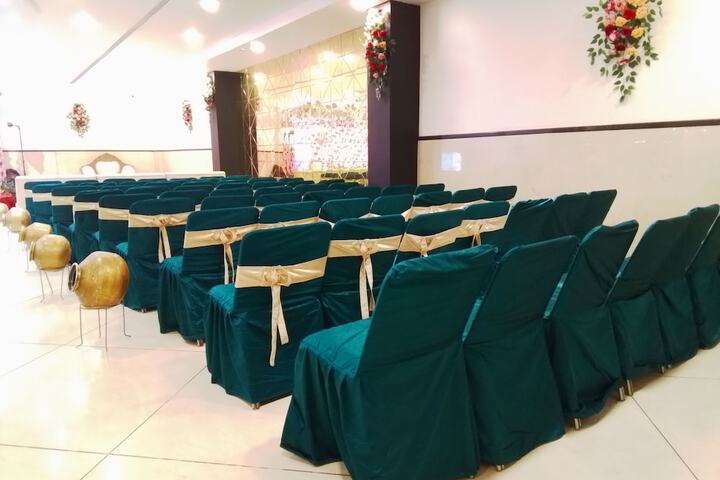 Ballroom/Hall 30 of 46