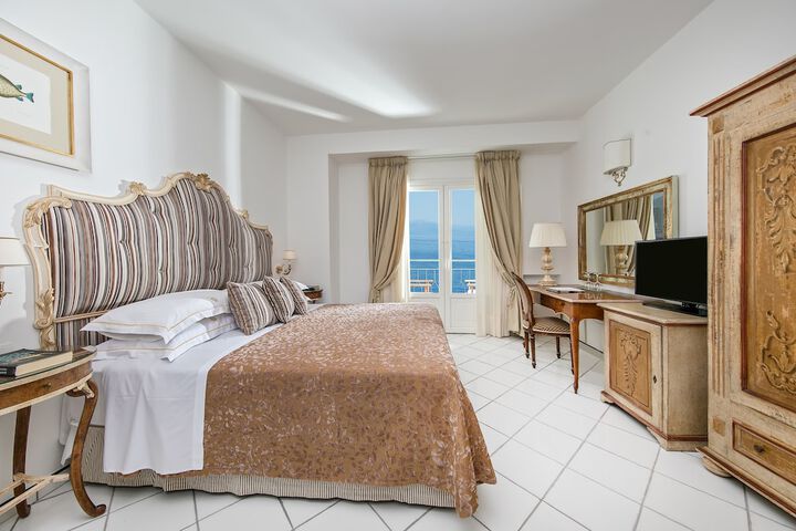 Room 35 of 260
