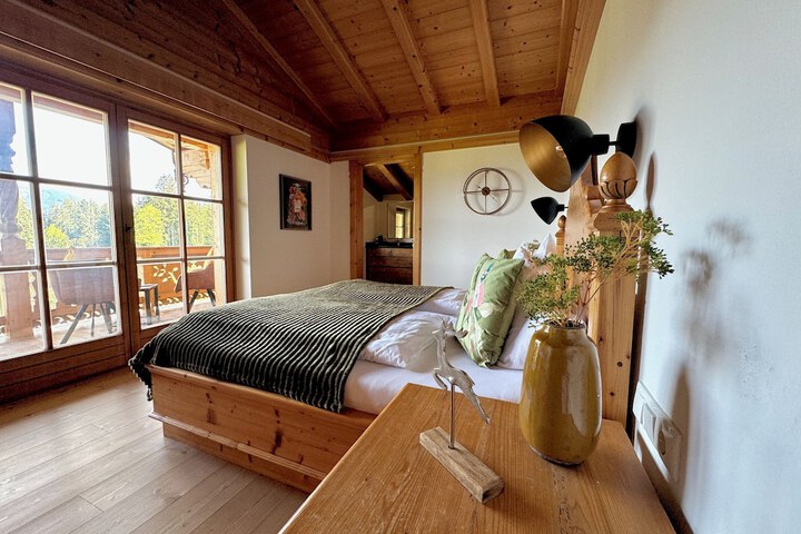 Room 10 of 67
