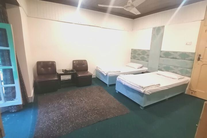 Room 5 of 31