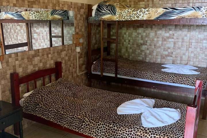 Room 6 of 22