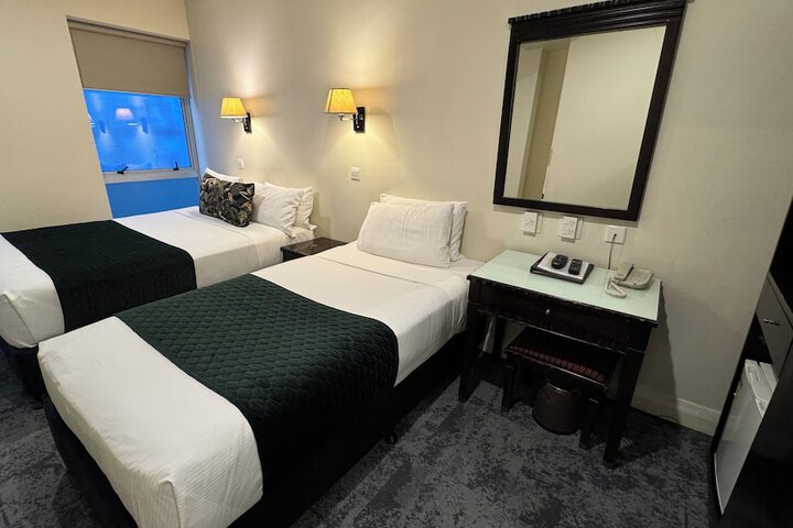 Room 75 of 116