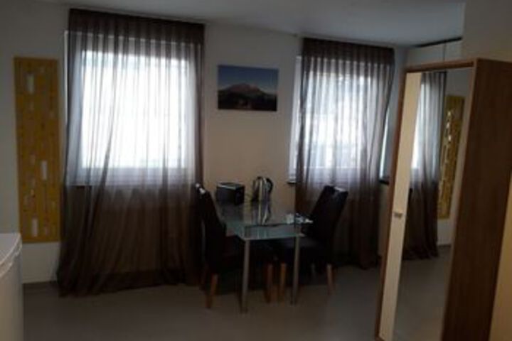Room 39 of 54