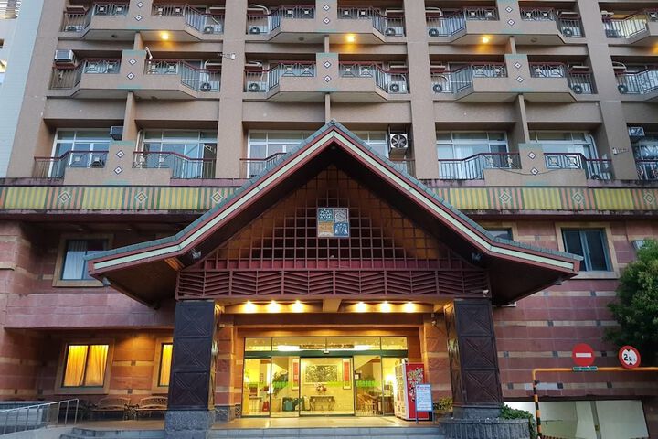 Huya Hotel