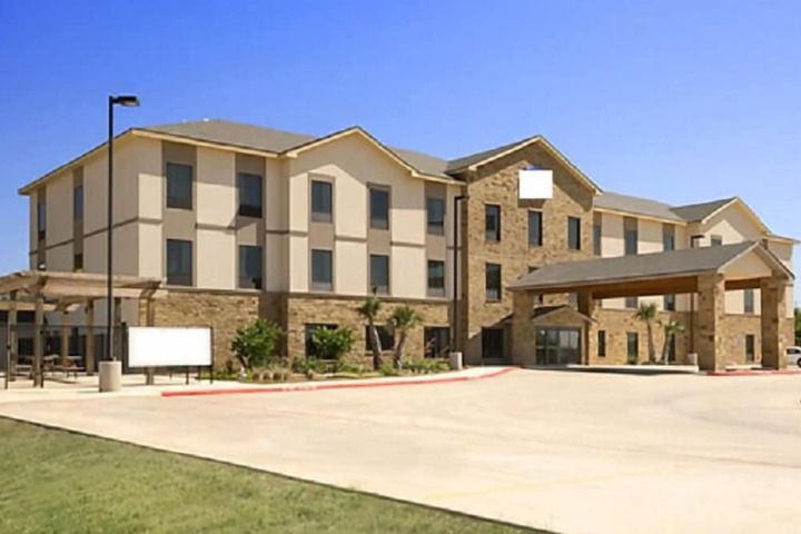 Exterior Photo