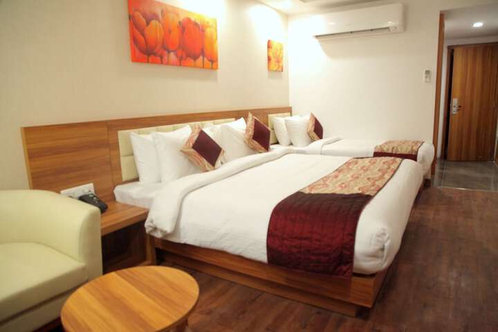 Room 14 of 69