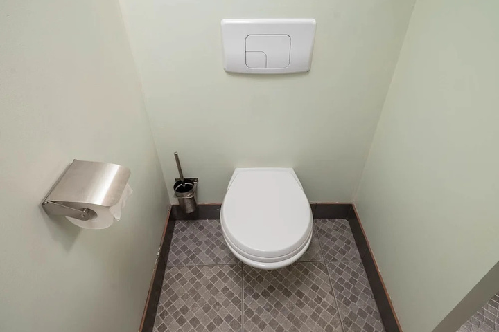 Room 3 of 12