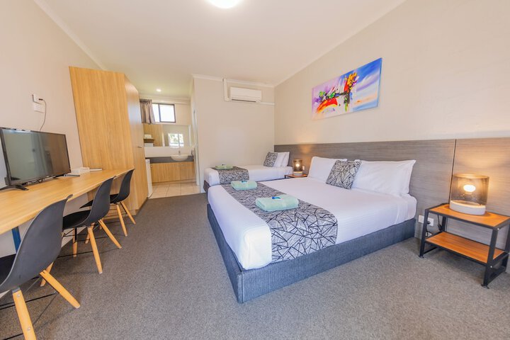 Room 12 of 60