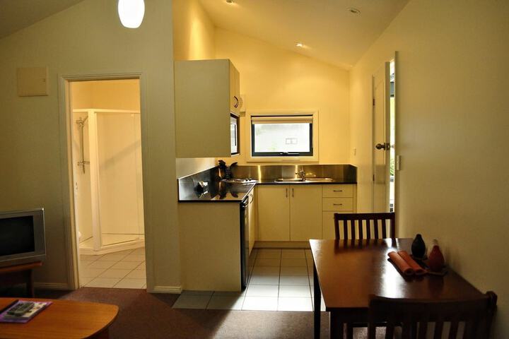 Room 15 of 141