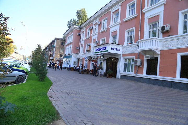 Hotel 2 of 51
