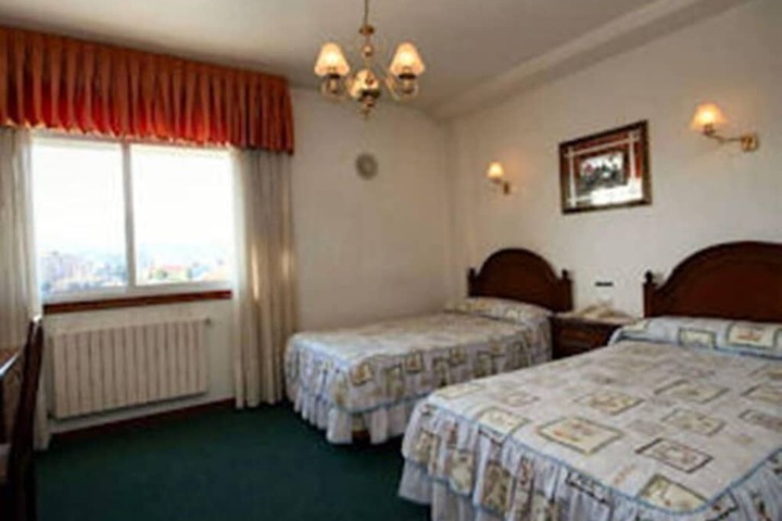Room 8 of 24