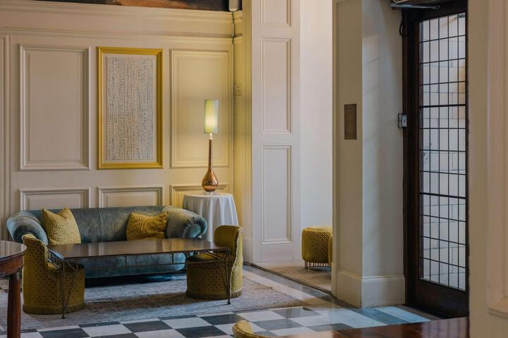 Hotel Interior 17 of 118