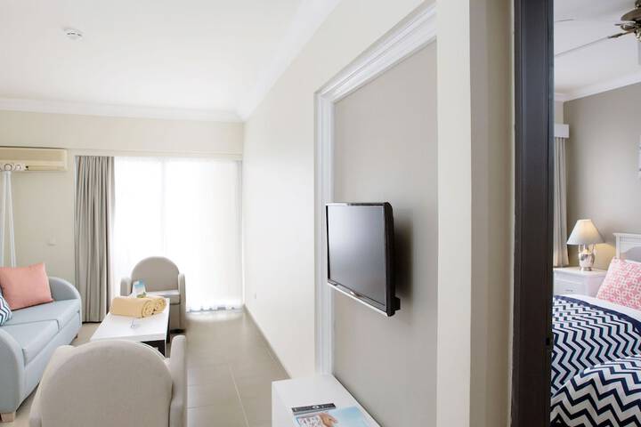 Room 10 of 40