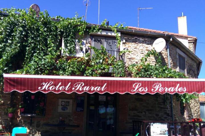 Hotel Rural Los Perales