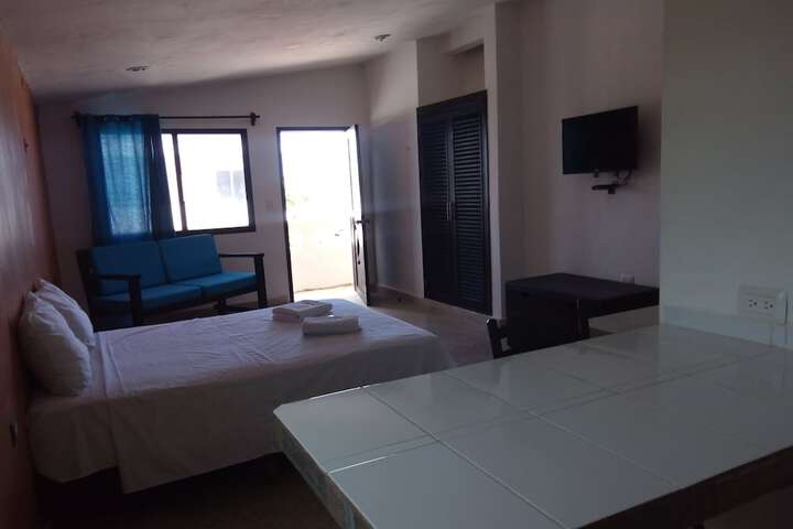 Room 8 of 42