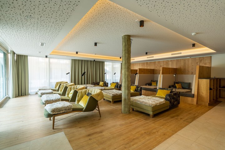 Spa 46 of 62