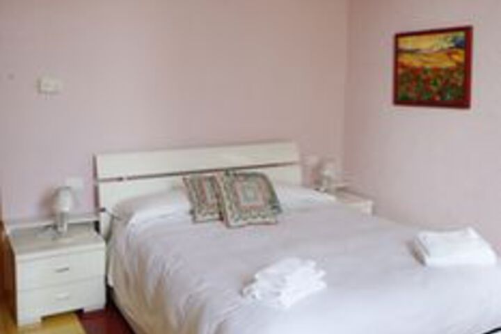 Room 12 of 37
