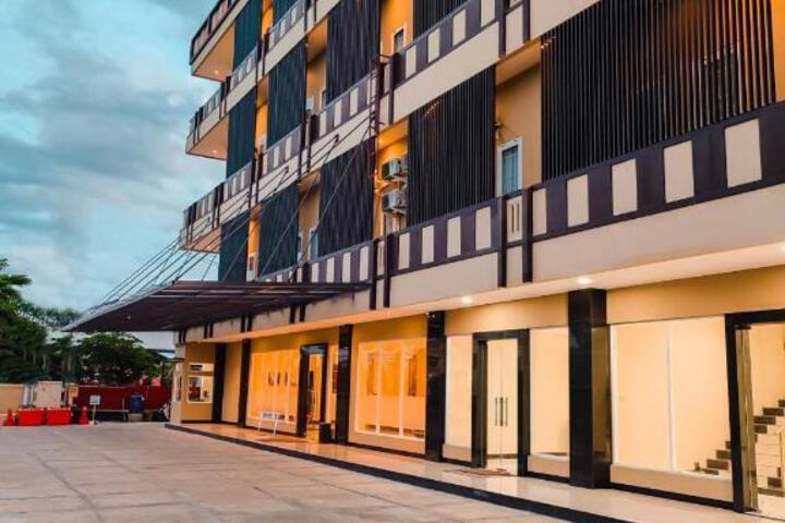 Exterior of Vitta Hotel Manokwari