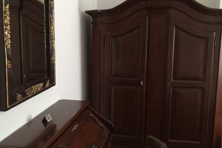 Room 11 of 41