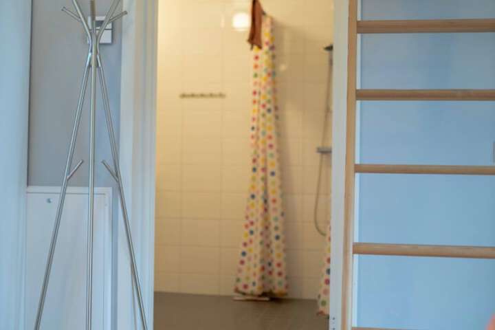 Room 28 of 42