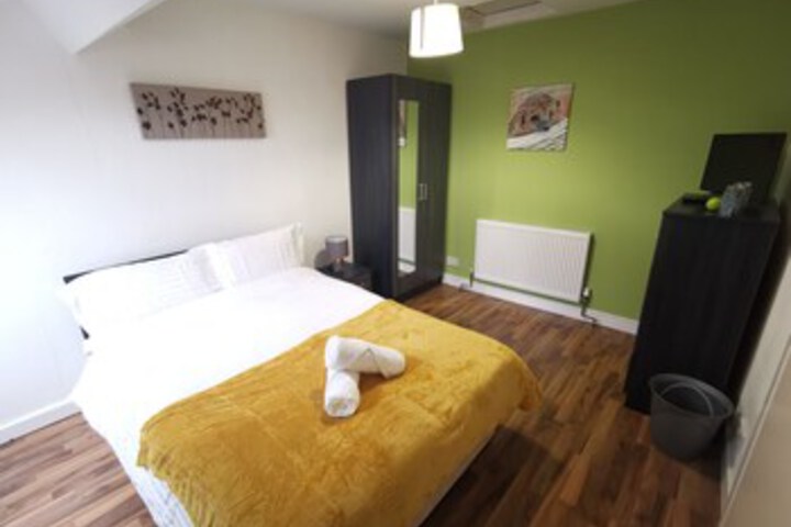 Room 26 of 35