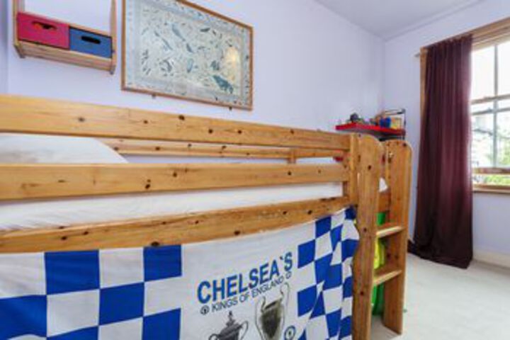 Room 12 of 21