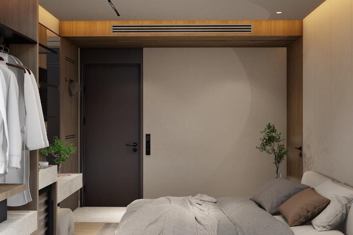 Room 5 of 23