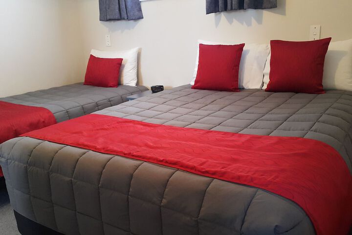 Room 10 of 68