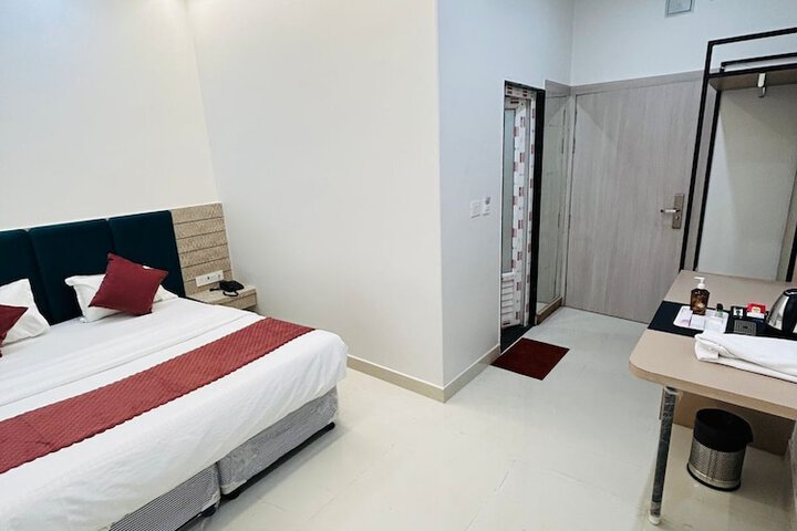 Room 11 of 46